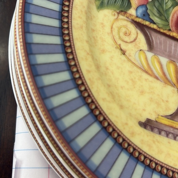 Set of 4 Porcelain 1855 Limoges Renaissance collection plates 7.75” dessert - Picture 14 of 14